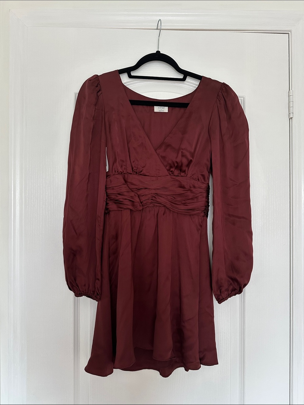 Wilfred Long-Sleeve V-Neck Wine Red Dress NFT
